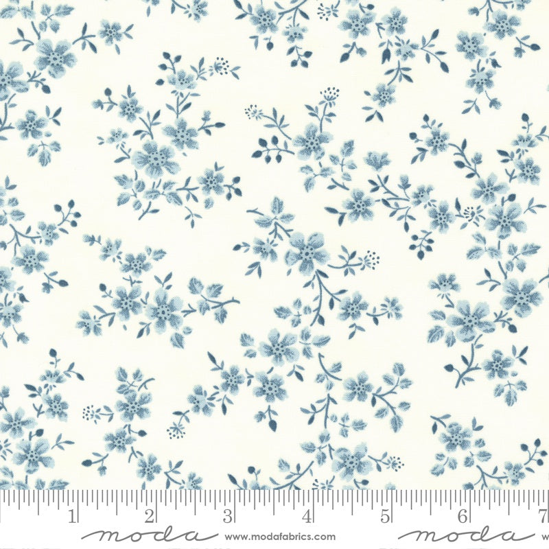 M4432211 Cream with Light Blue Flowers