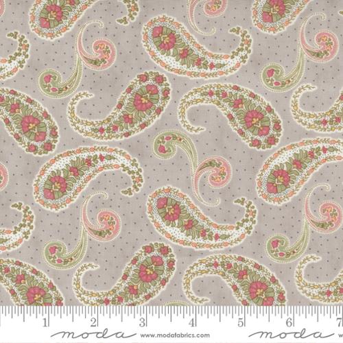 M44282 12 Walkway Paisley Waltz