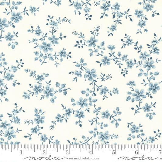 M4432211 Cream with Light Blue Flowers